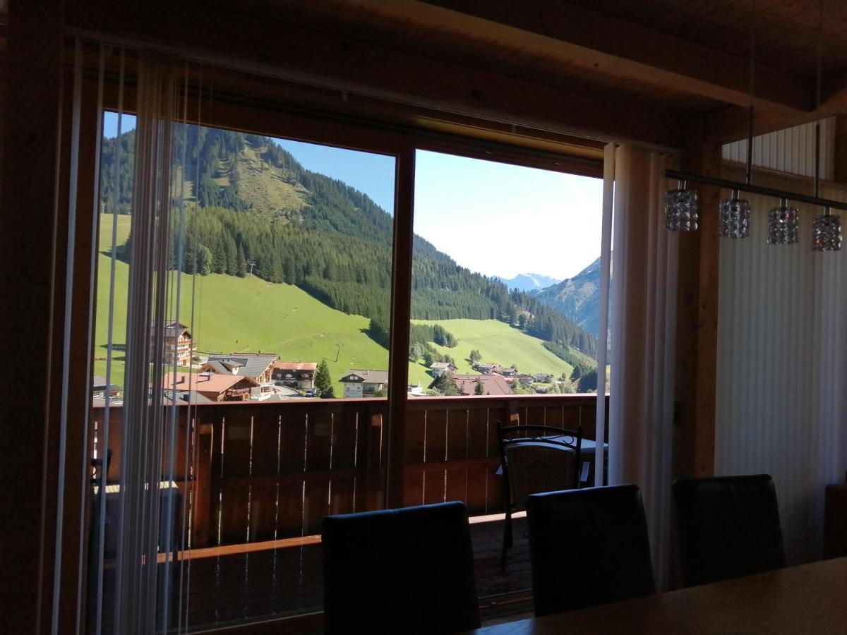شقة بيروانغ  في Chalet Zur Rose المظهر الخارجي الصورة